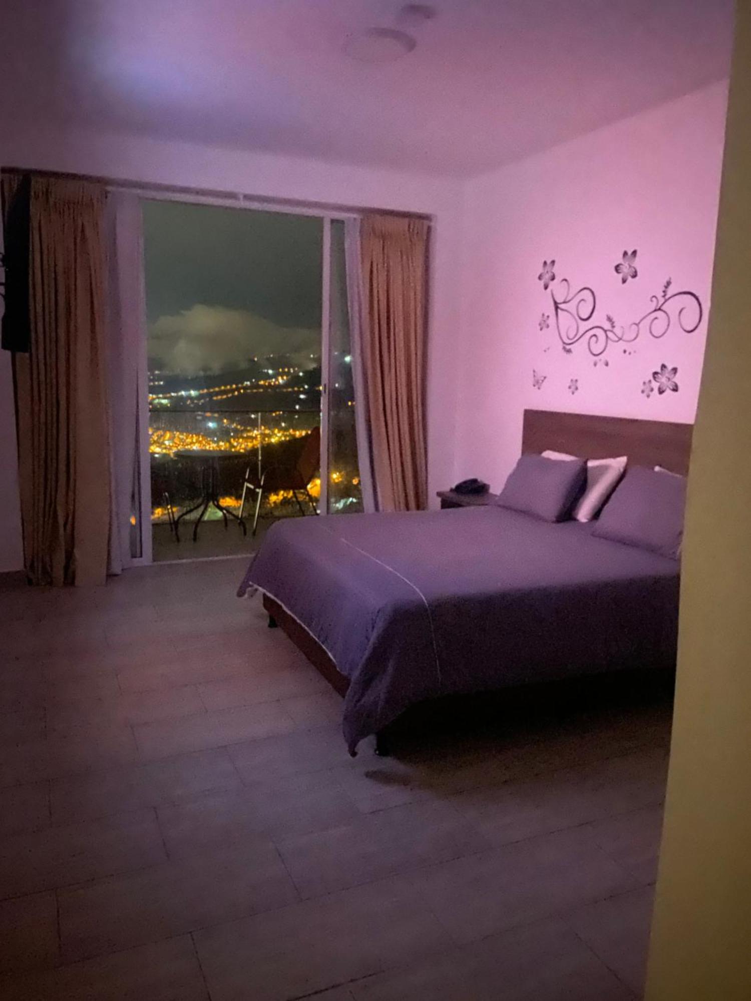 Hotel Entre Lomas Санта Роса де Кабал Екстериор снимка